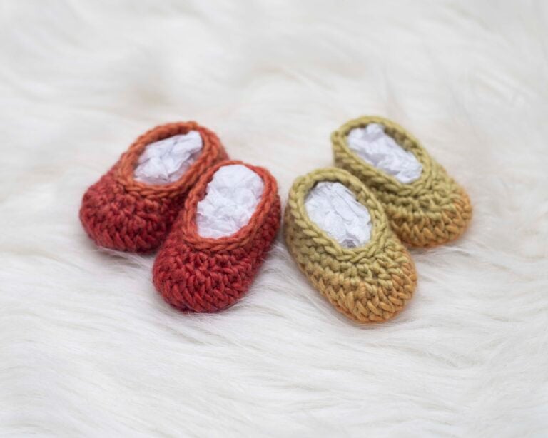 Clara Newborn Booties – Free Crochet Pattern