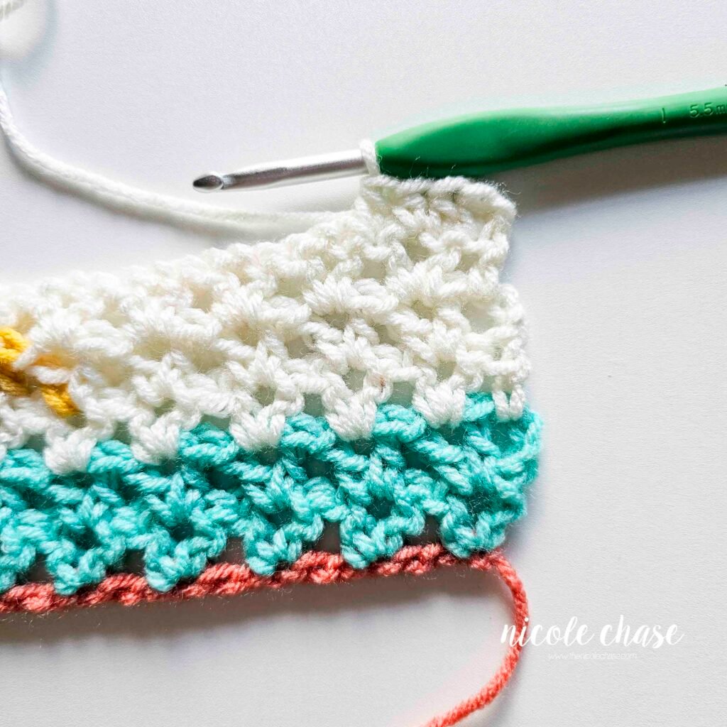 Working R6 of the New Beginnings Cowl free crochet pattern, part 3.