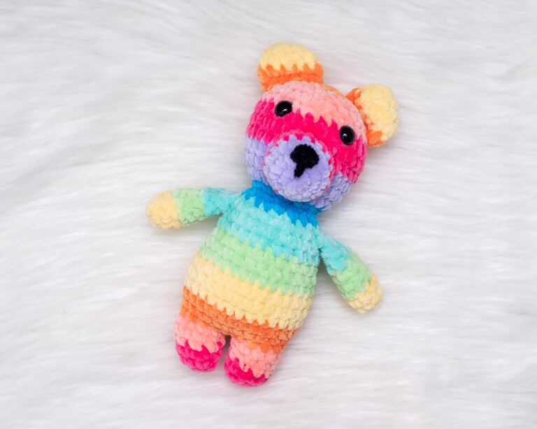 Rainbow Charlie the Chunky Bear – Free Crochet Pattern