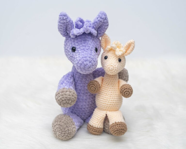 Lyla the Llama – Free Crochet Pattern