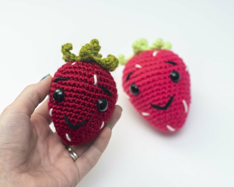 Strawberry – Free Crochet Pattern