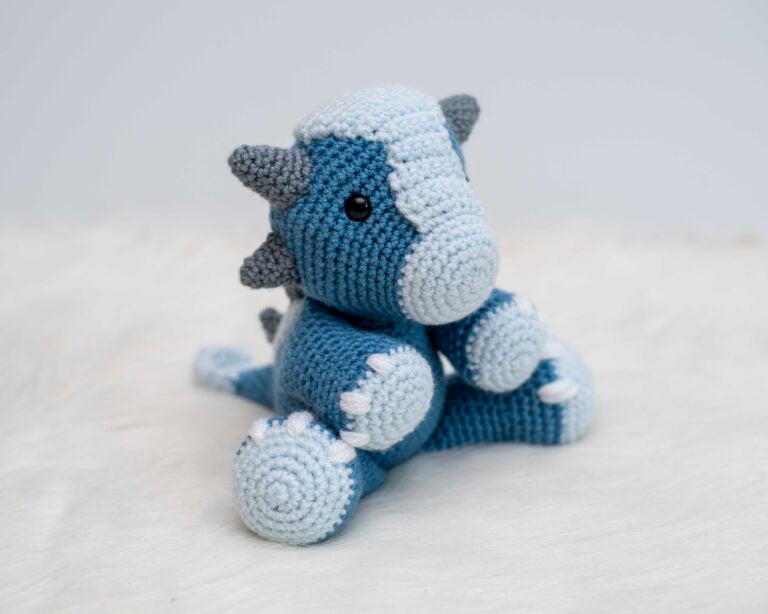 Archie the Ankylosaurus – Free Dinosaur Crochet Pattern